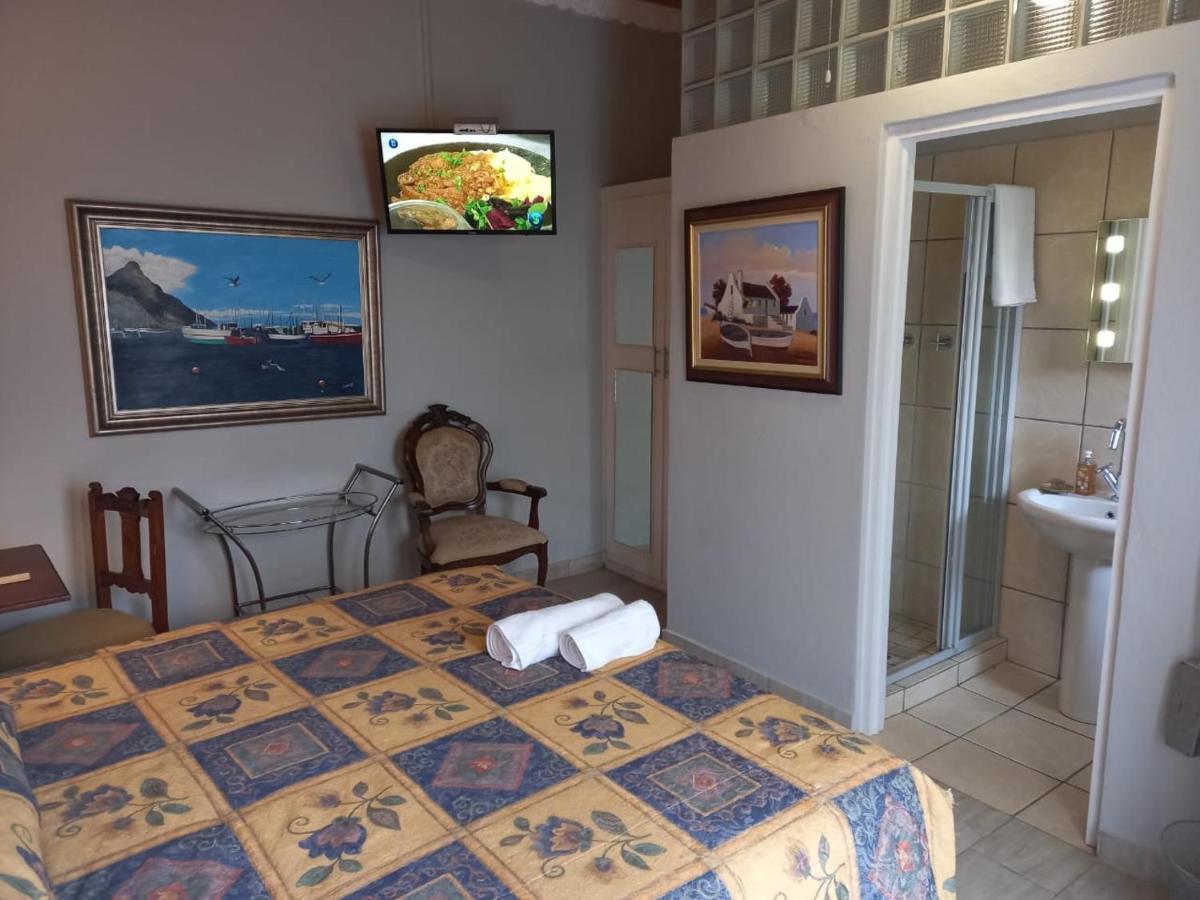 Michael-Angelo Guest House Potchefstroom Exterior foto