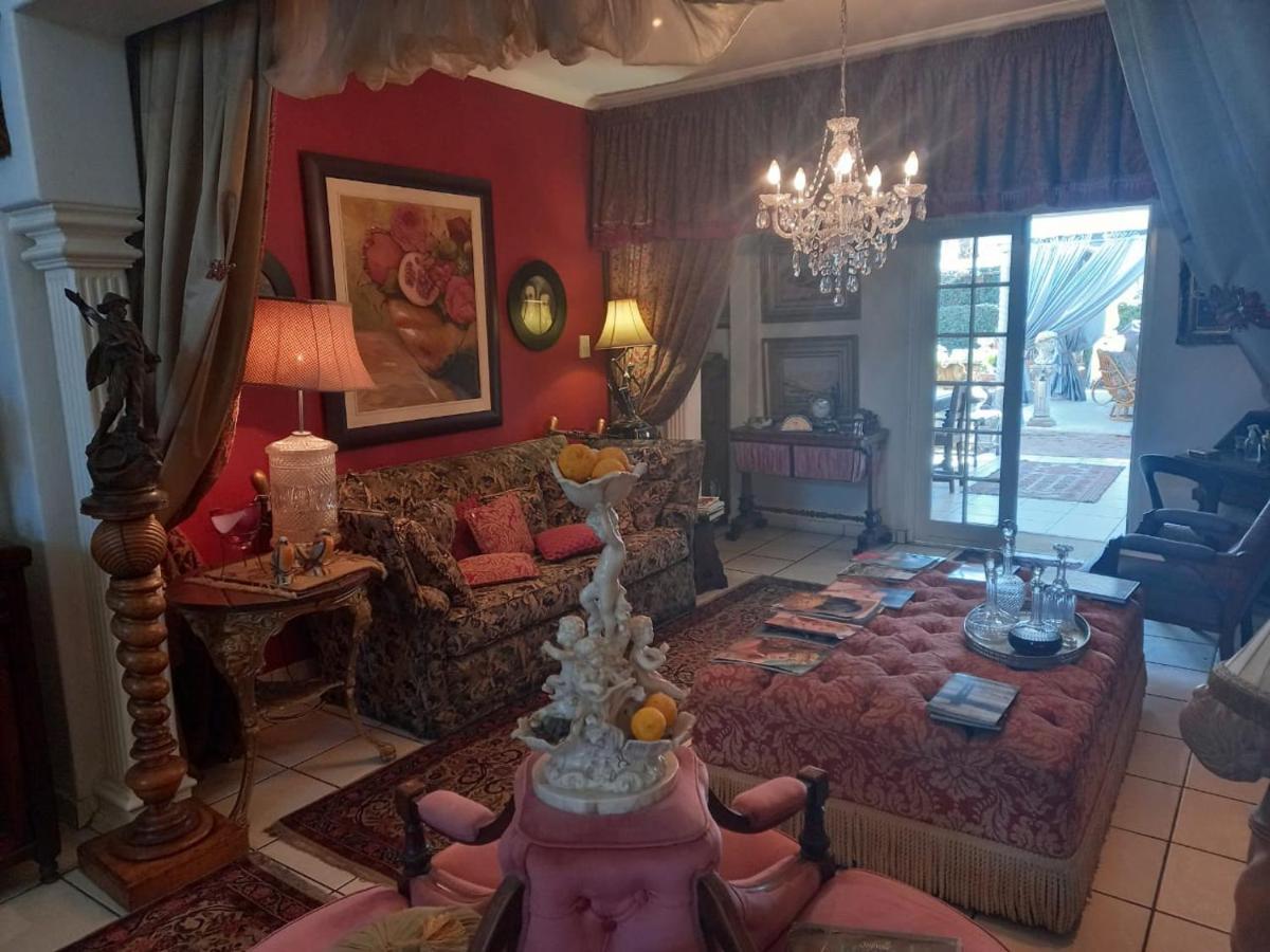 Michael-Angelo Guest House Potchefstroom Exterior foto